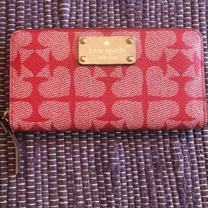 Kate Spade zip up wallet
